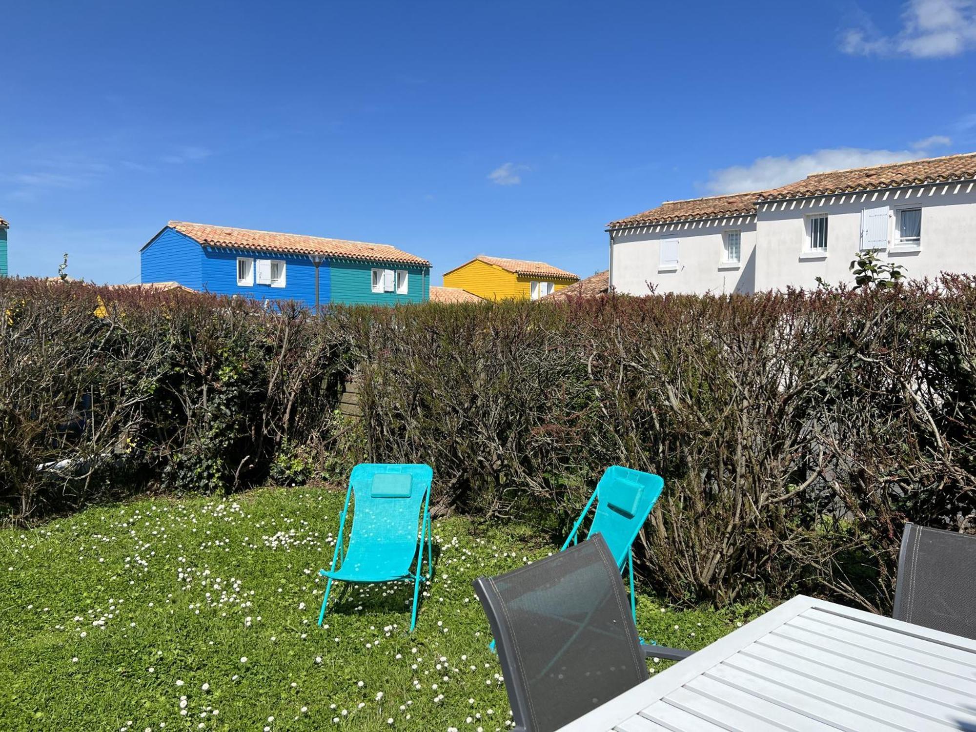 Maison Cosy Avec Piscine Partagee Le Château-dʼOléron Exterior foto